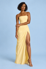 Vestido largo amarillo palabra de honor con frunces