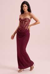 Vestido maxi de corsé sin tirantes en burdeos