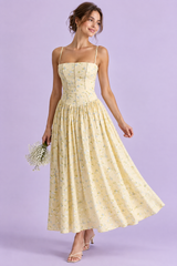 Vestido largo amarillo con corsé