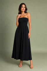 Vestido bustier con escote palabra de honor