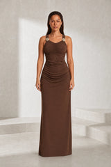 Robe longue marron à fronces
