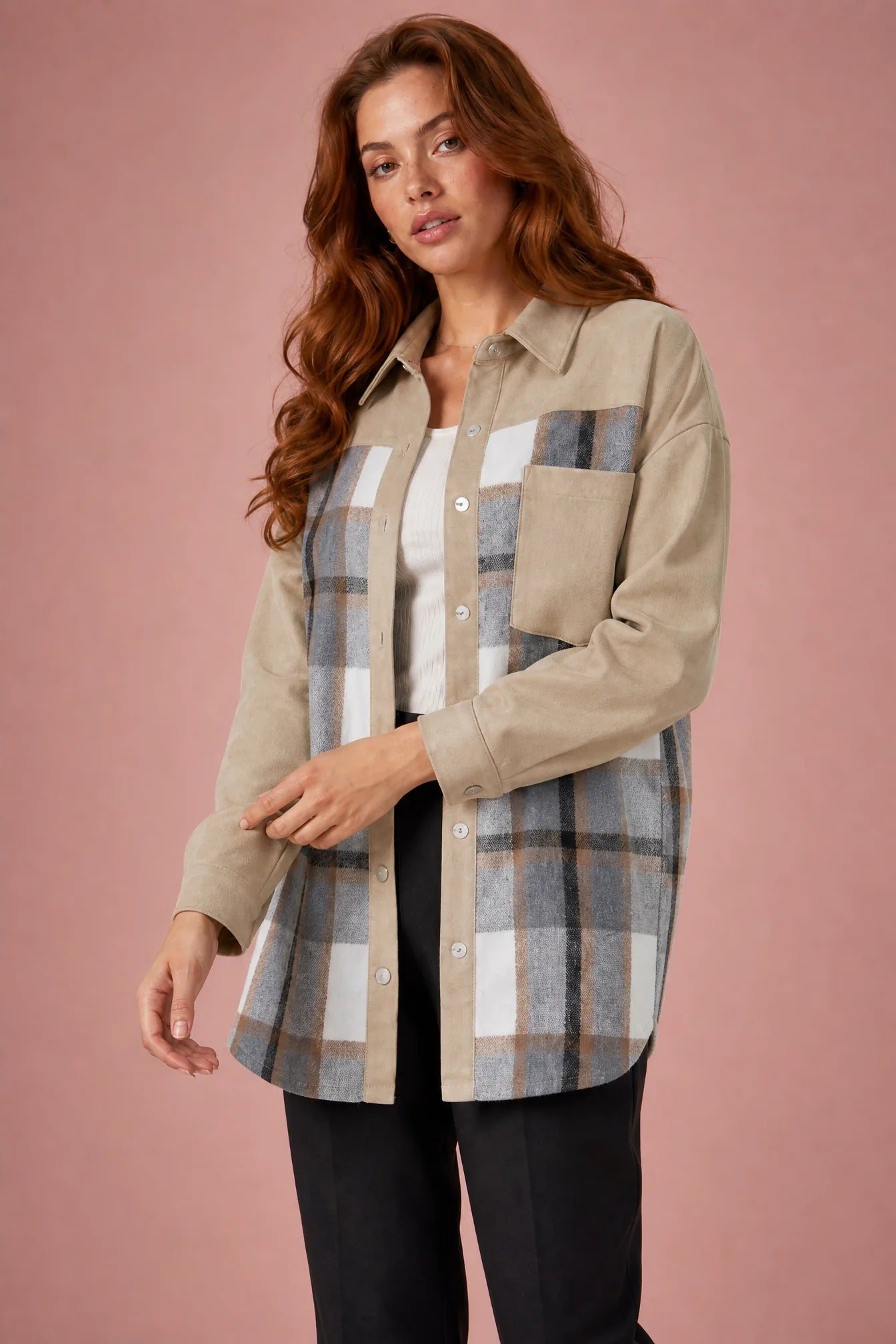 Veste chemise ample à carreaux à carreaux | Vue rapprochée | Lounelle Paris