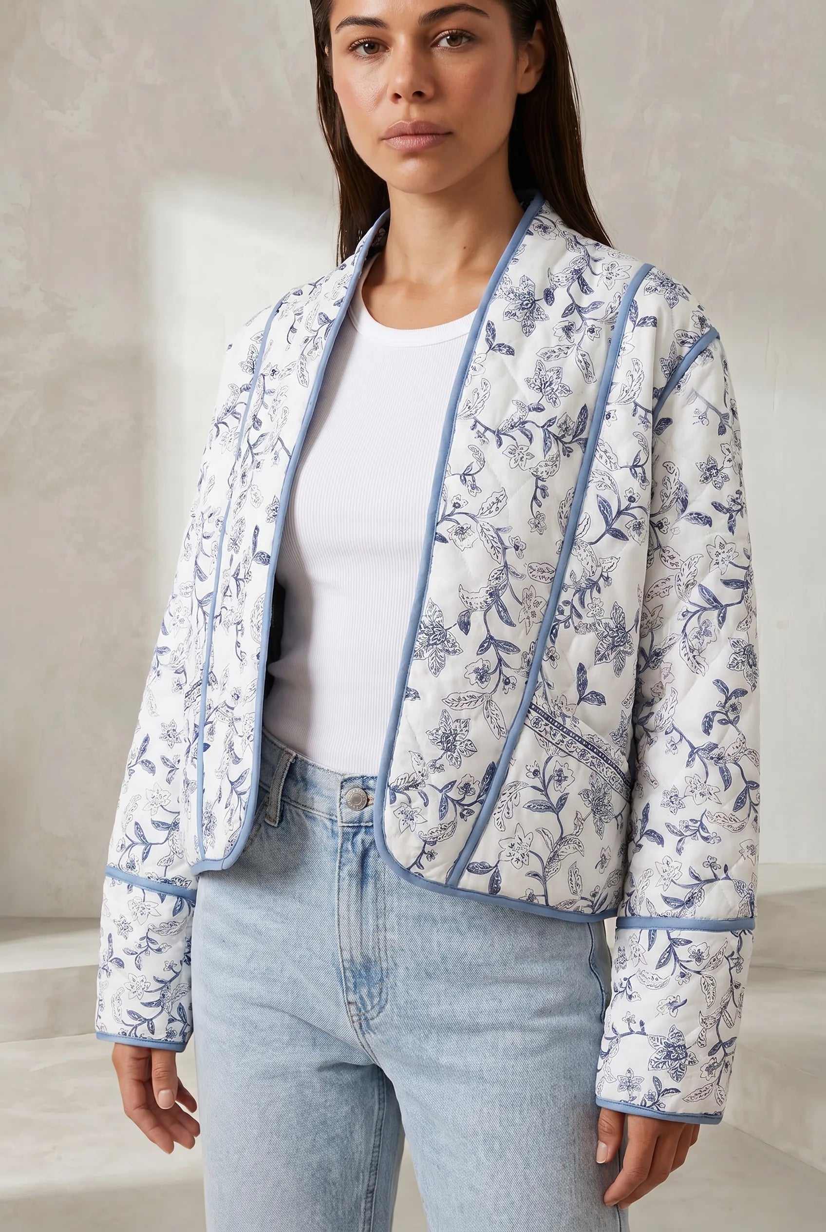 Veste matelassée blanche à imprimé floral | Lounelle Paris